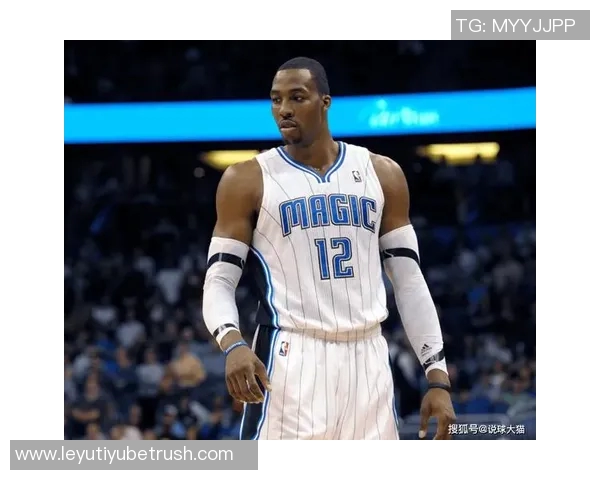 霍华德自评历史中锋第六位天勾奥胖张伯伦大梦约基奇魔兽谁更强